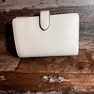 Kate Spade Cream Wallet